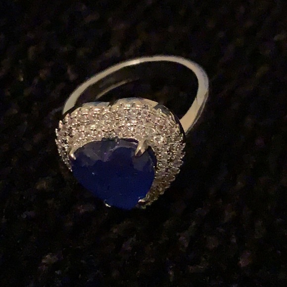 S925 STAMPED Royal Paved Heart & Resin Blue Heart Sterling Silver ring size 5.5 - Picture 8 of 14